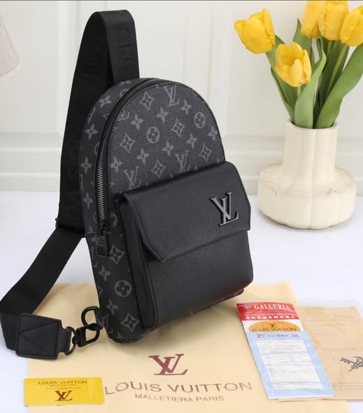 Louis Vuitton Avenue Slingbag Backpack- Black monogram eclipse