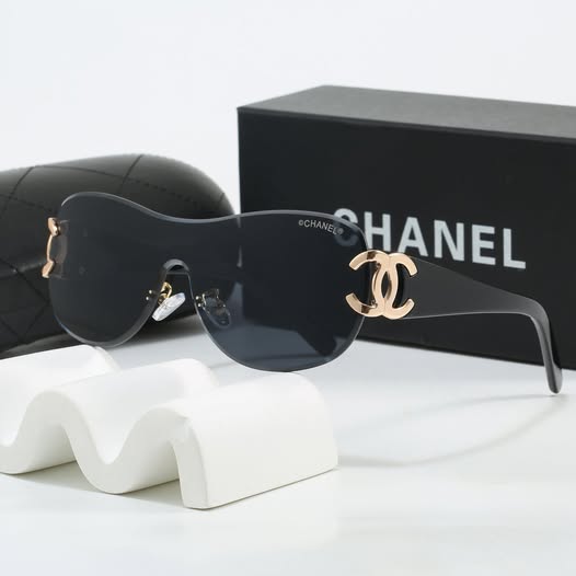 Chanel Interlocking CC Logo Sunglasses