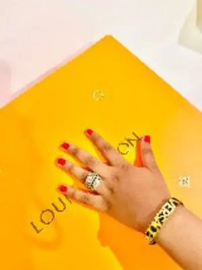 Lux Women Bracelet